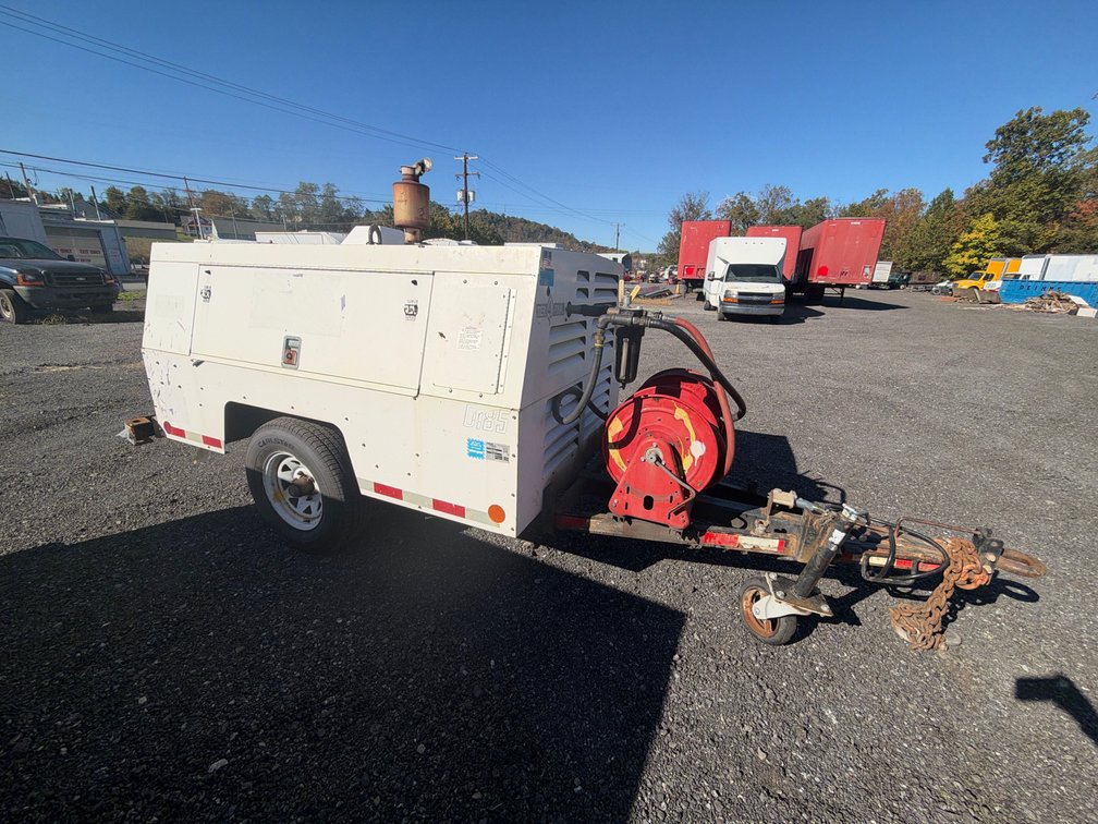 2016 Sullivan Palatek D185PGB4 Diesel Air Compressor