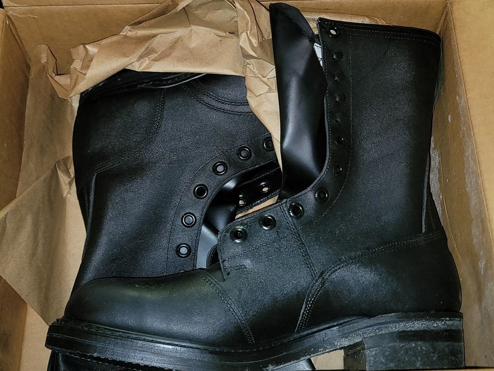 (6) Military Climbing Boots