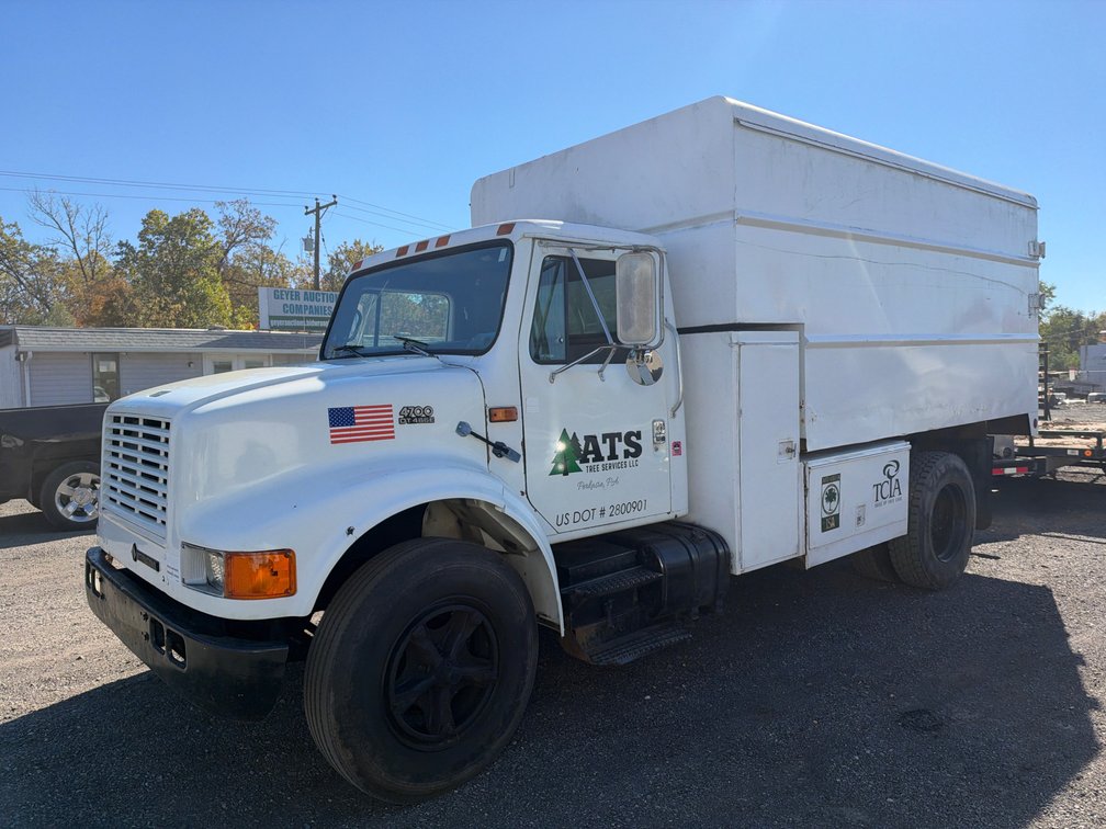 1990 International Chipper Truck