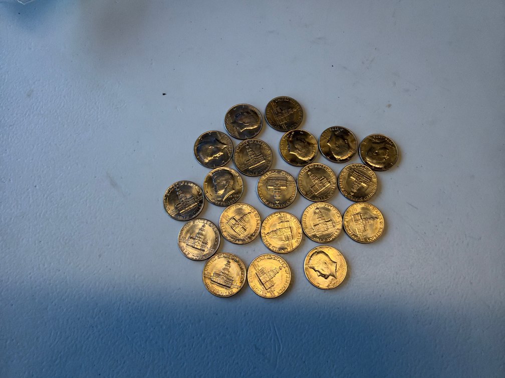 (20) 1776-1976 Half Dollars