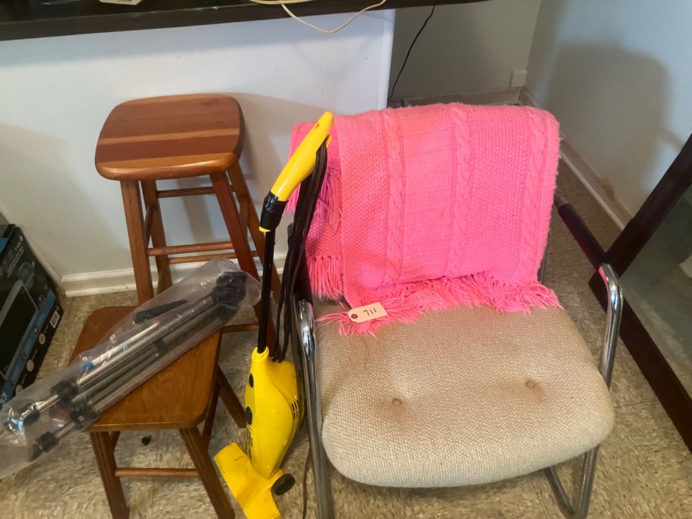 (2) Stools
