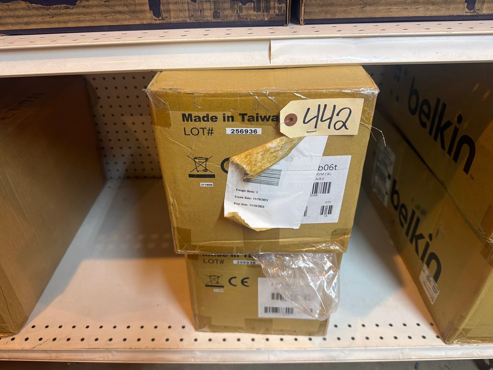 (36) Belkin DVI/USB/AUD Cables