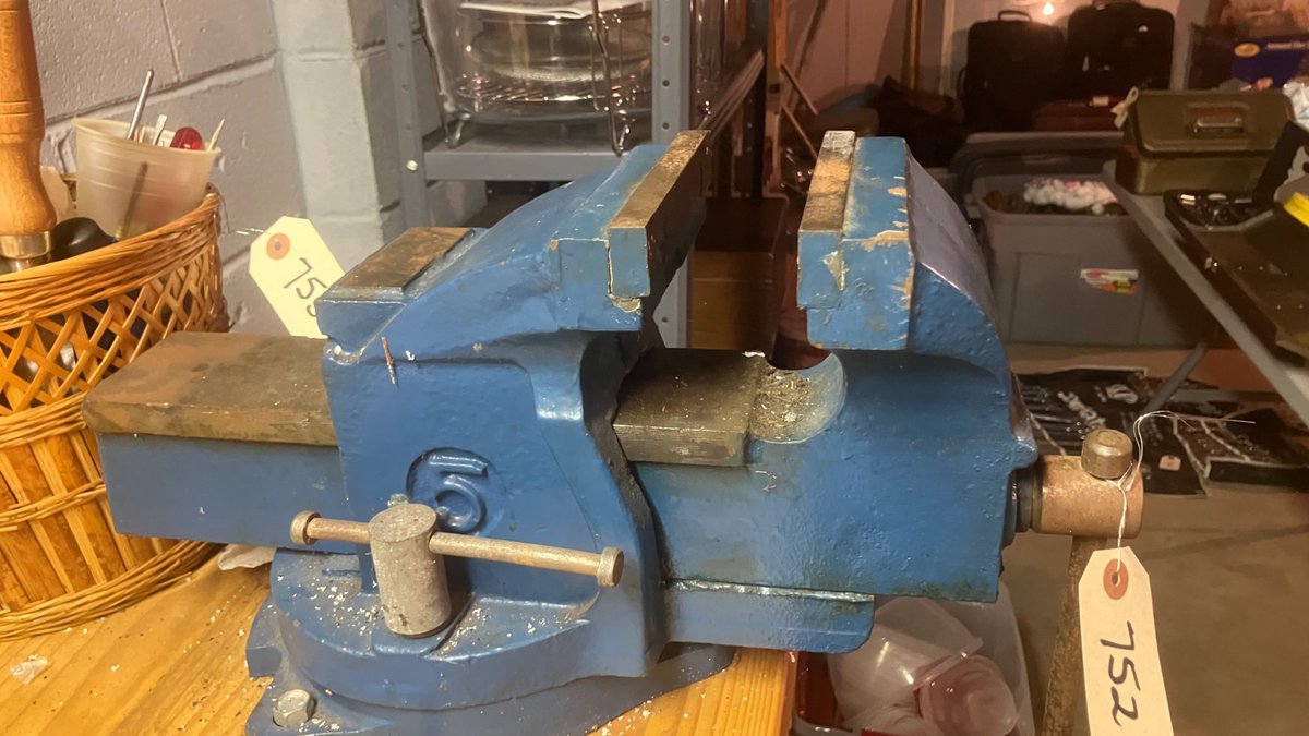 Bench Vise