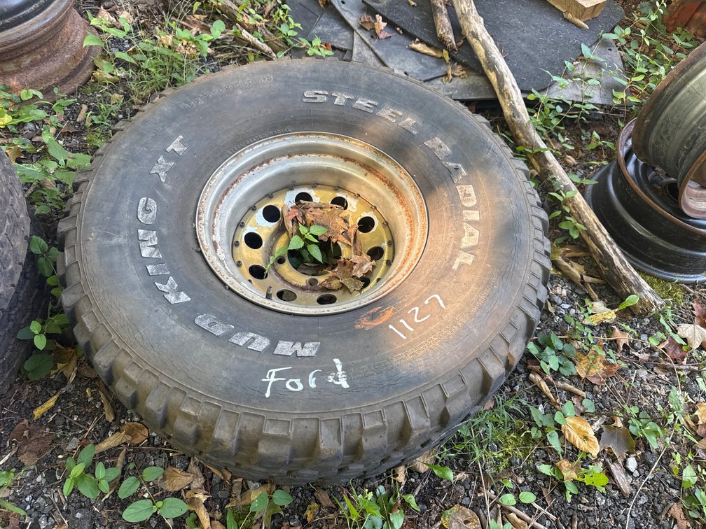 35 X12.50R15 Tire