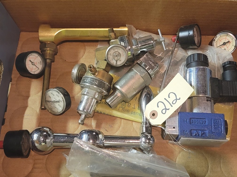 Valves & Gauges