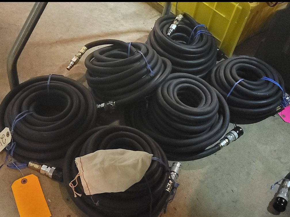 (6) Industrial Air Hoses