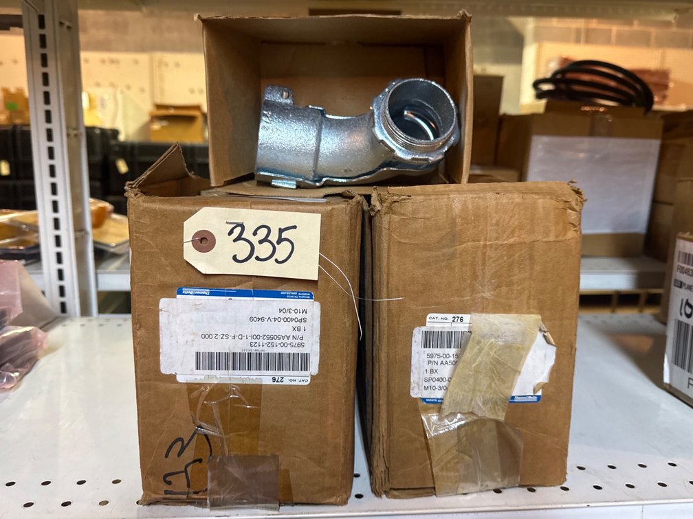 (10) Armored Cable Squeeze Connector