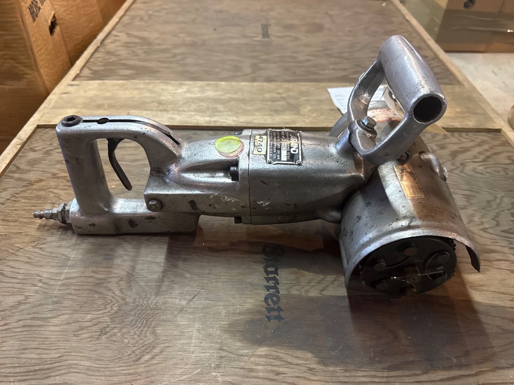 Aurand MP6 Pneumatic Surface Scaler