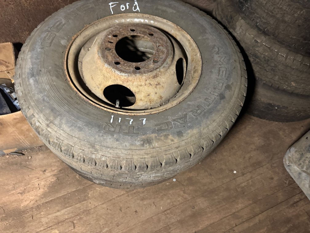 (2) Ford Tires