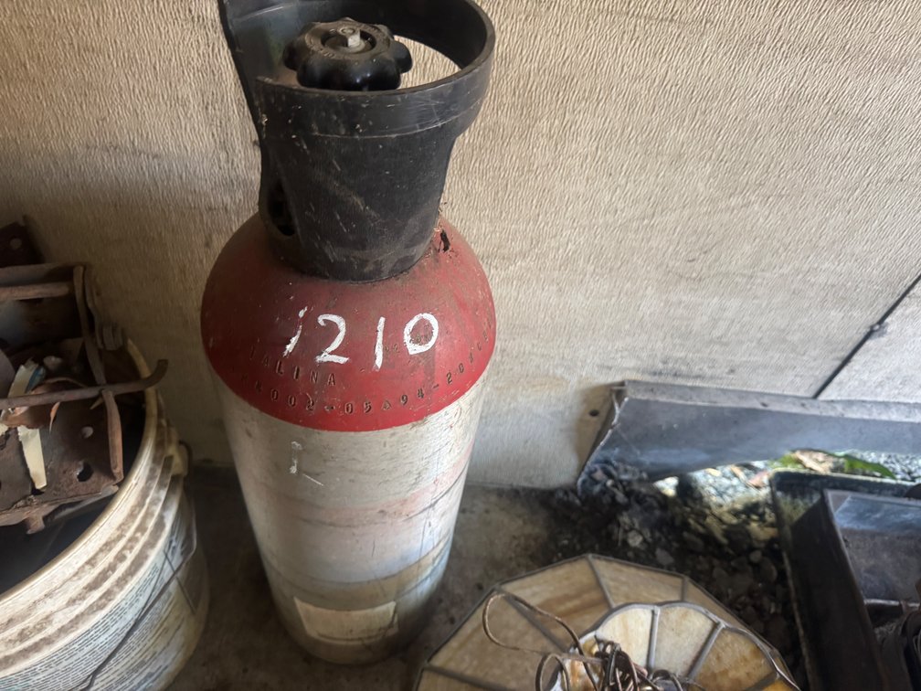 High Pressure Gas Cylinder