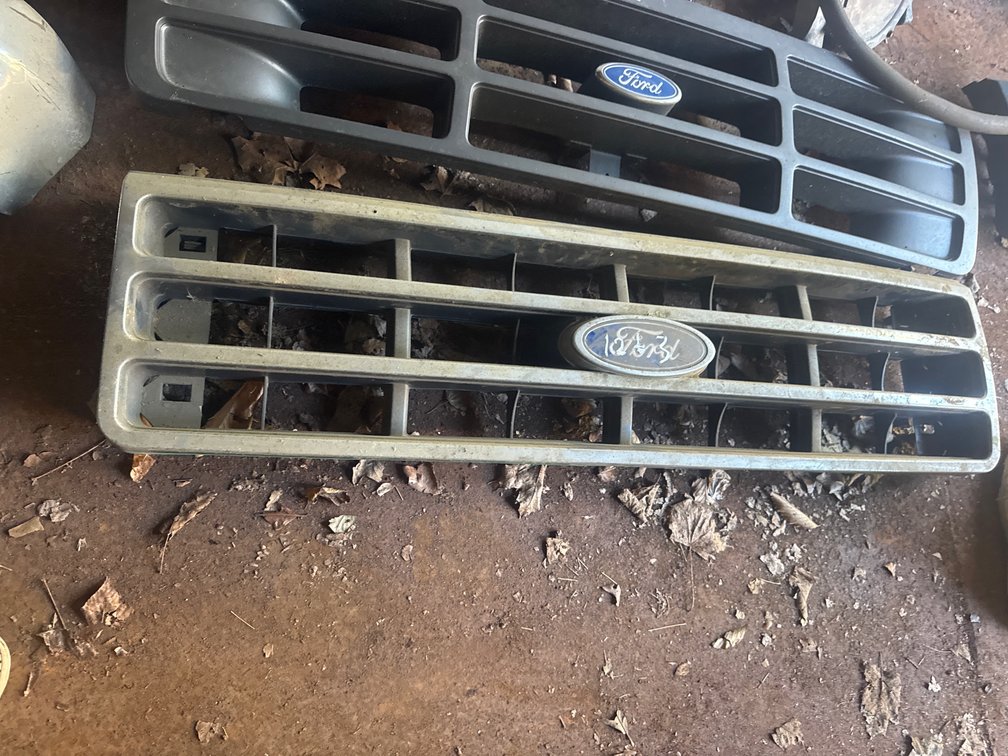 1980s Ford Pick-Up Grille