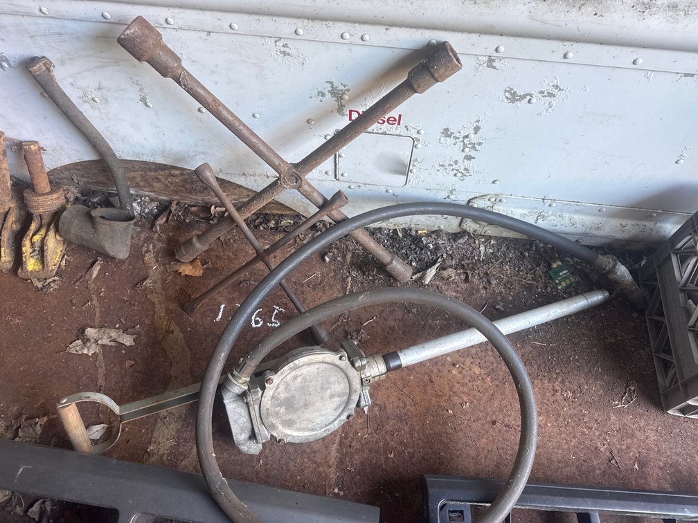 Barrel Pump & Tire Irons