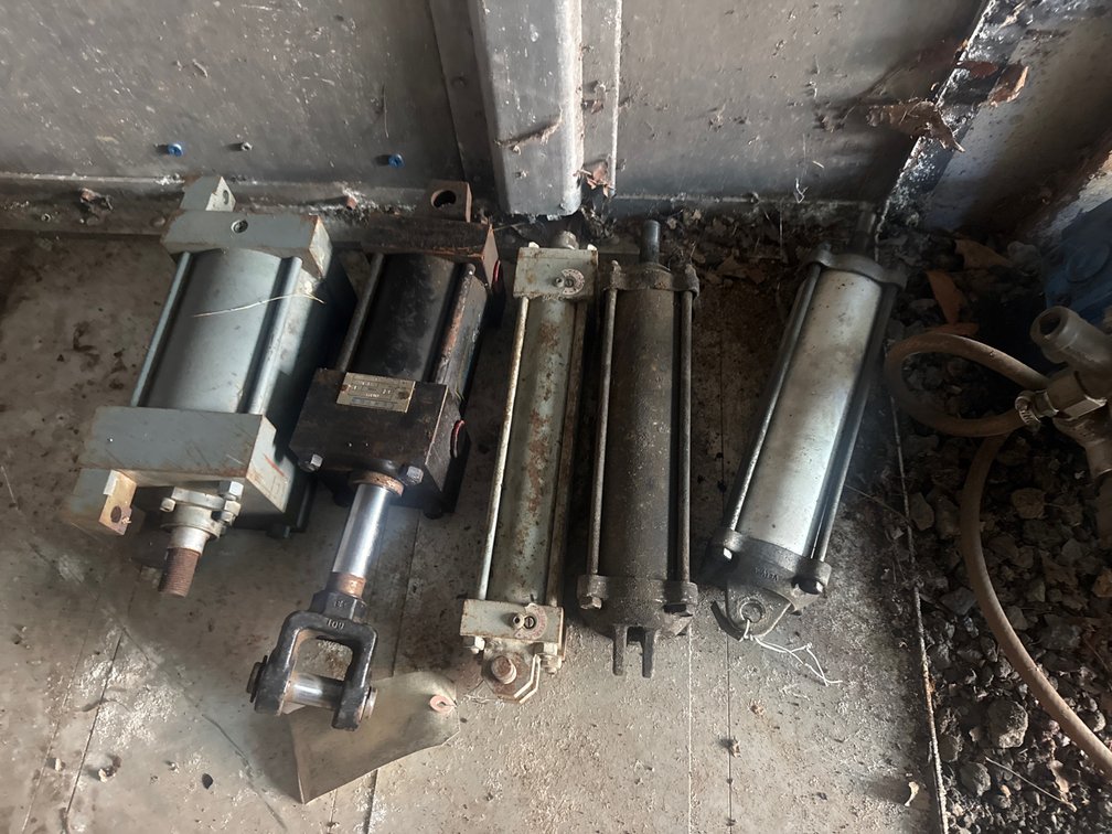 Air Cylinders