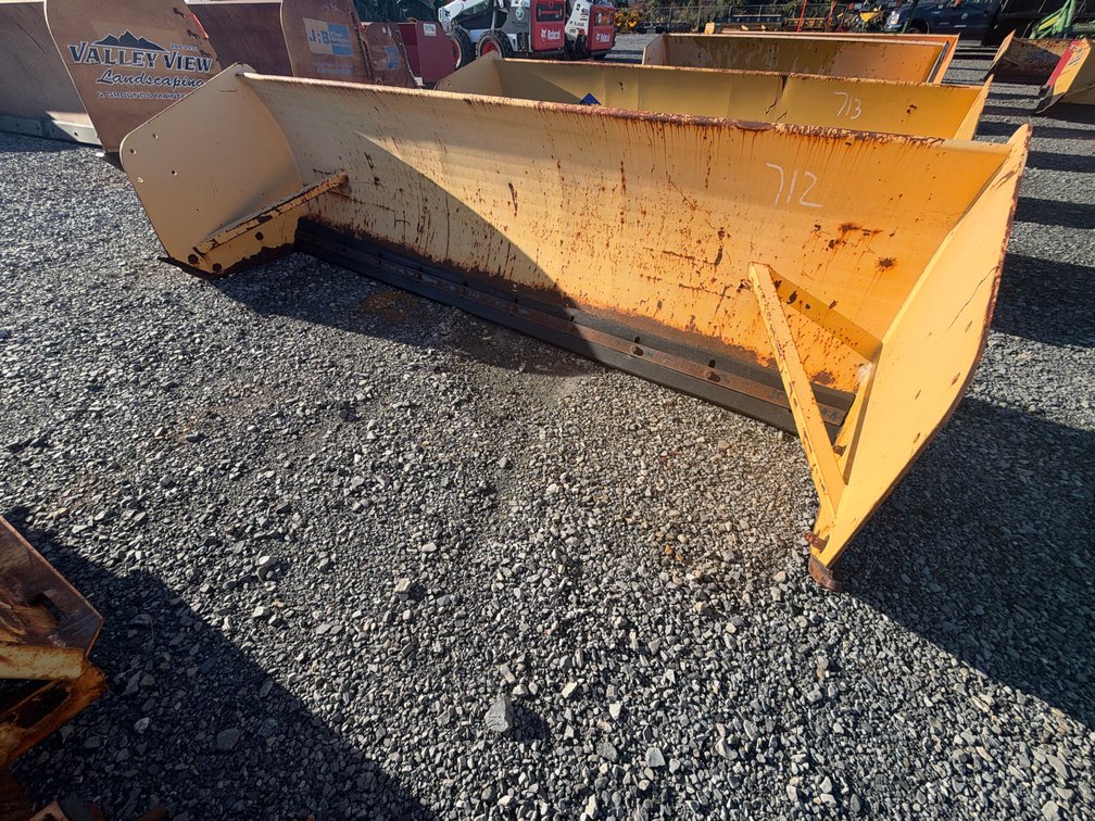 Avalanche 10’ Push Box