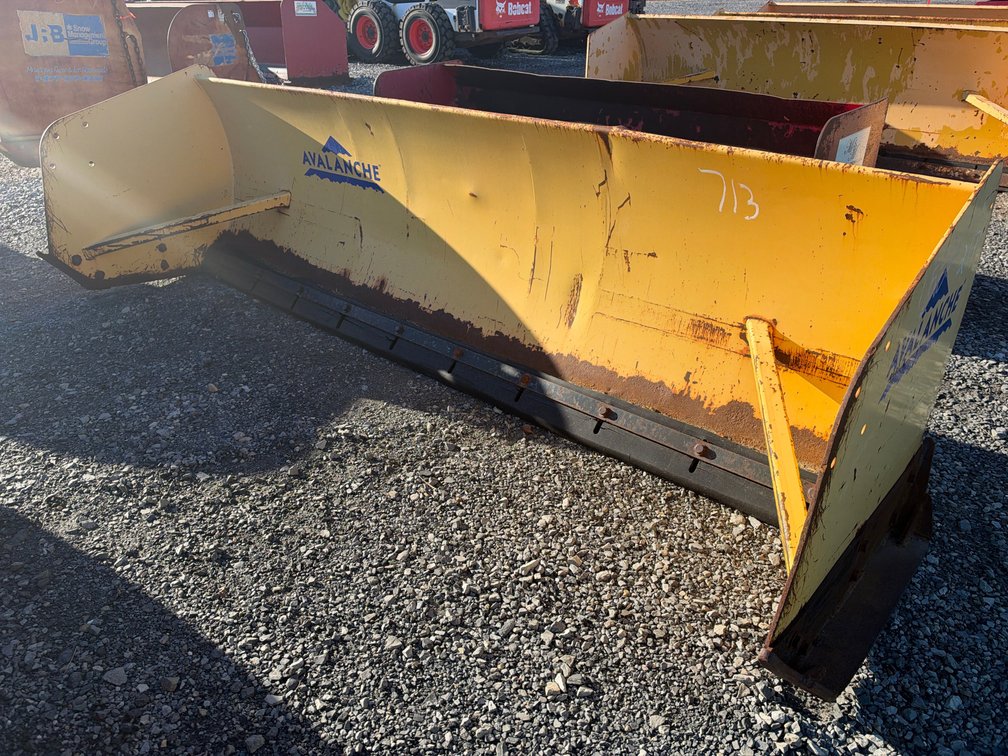 Avalanche 10’ Push Box