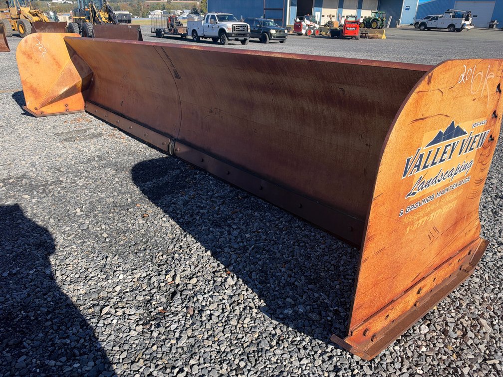 JRB 20’ Pusher Box