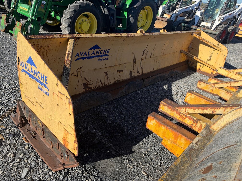 Avalanche 12’ loader Pusher Box