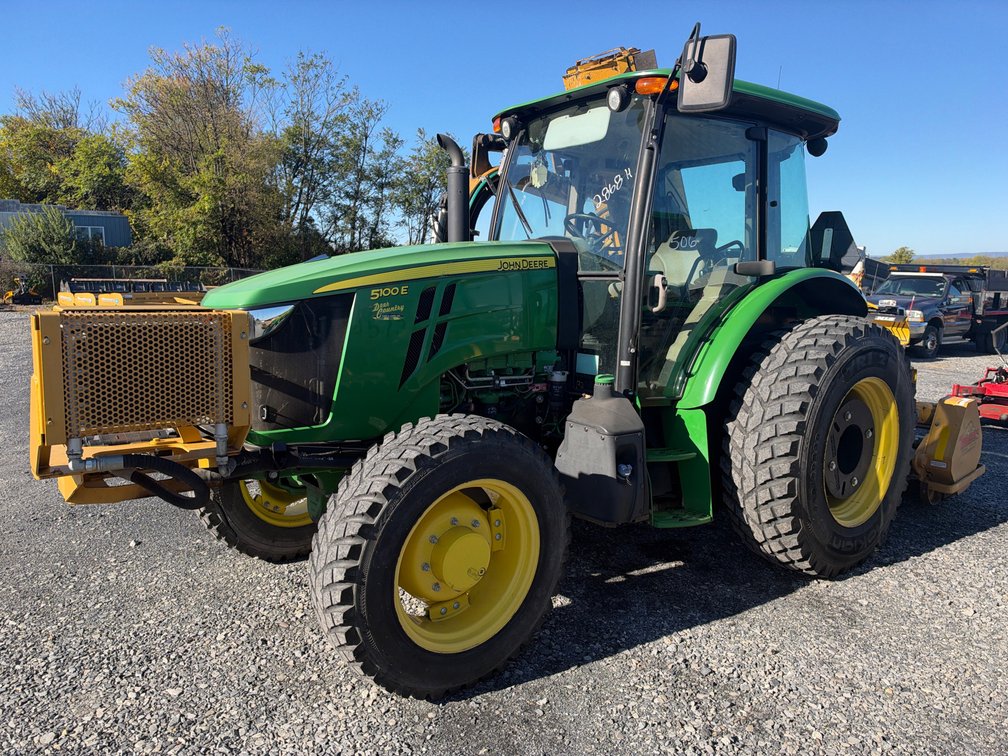 John Deere 5100 4x4 With Tiger Flail Mower