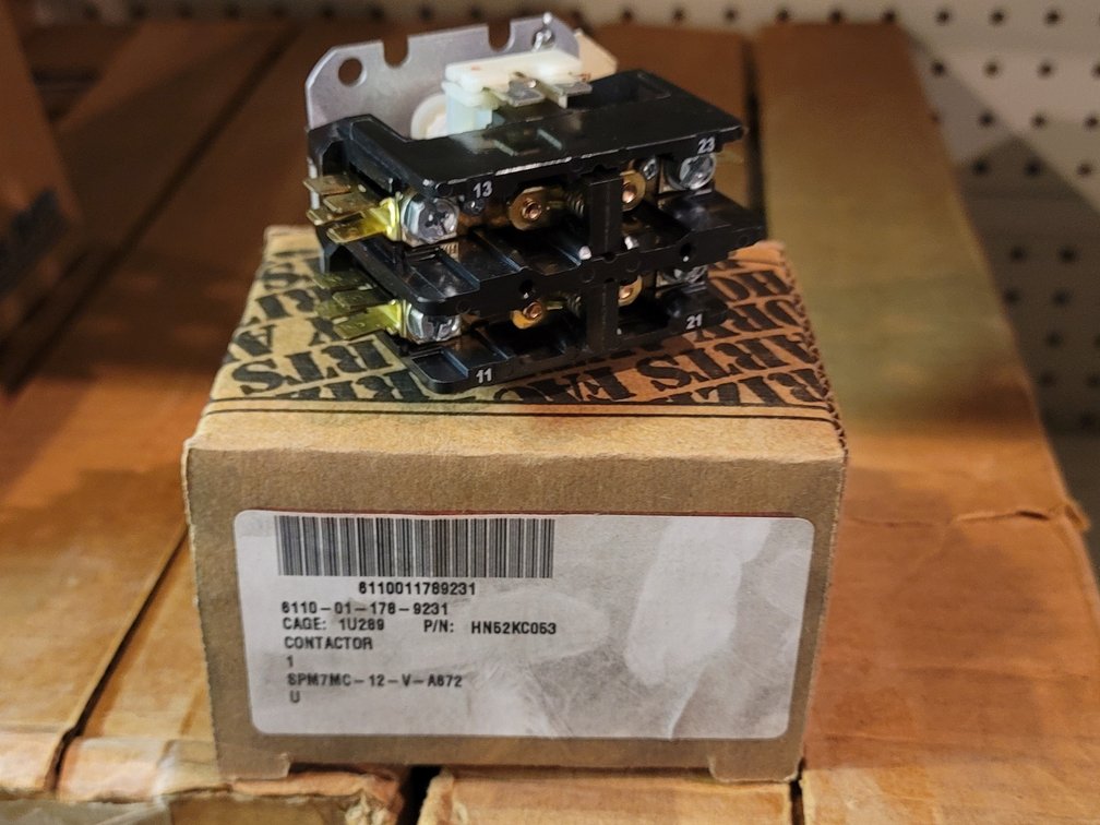 (25) Definite Purpose Magnetic Contactor