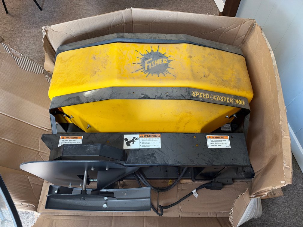 Fisher Speed Caster 900 Salt Spreader