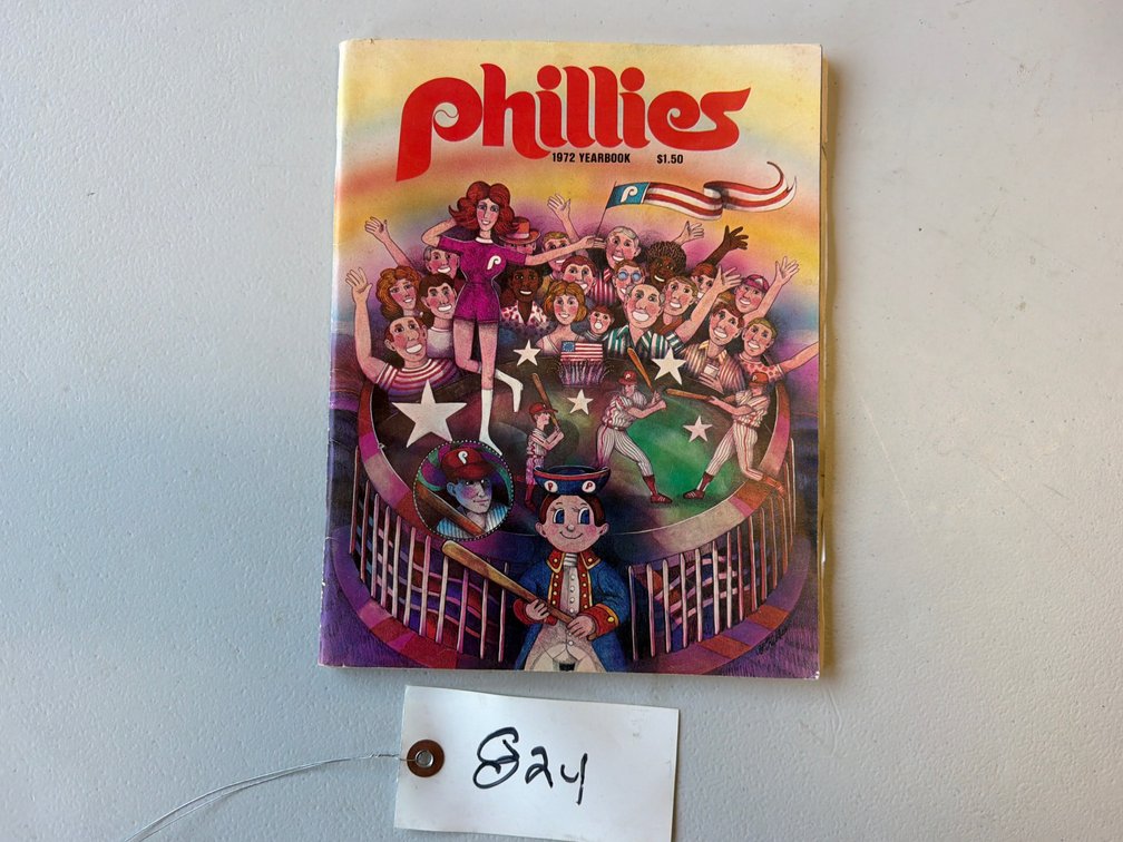 Phillies 1972 Yearbook
