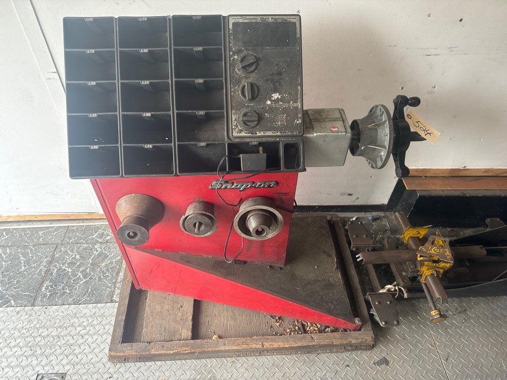 Snap On Tire balancer