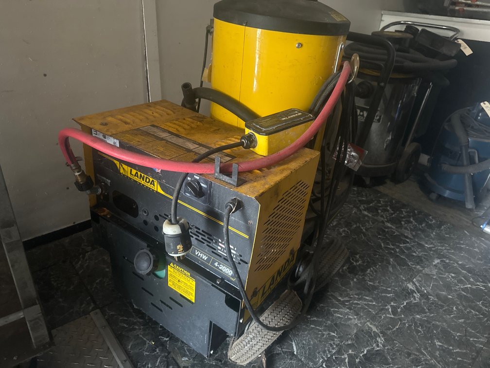 Landa Pressure Washer 