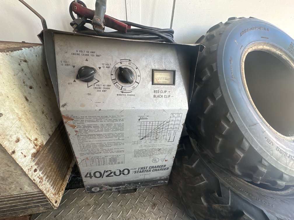 Battery Charger 