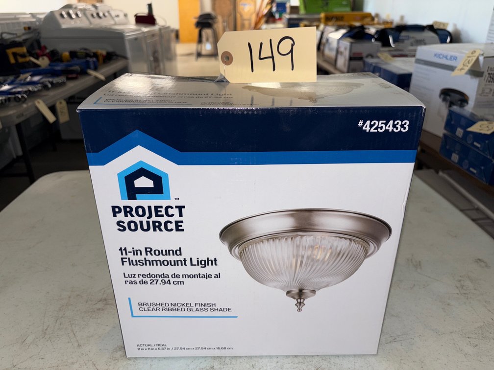 New 11-in Round Flushmount Light 