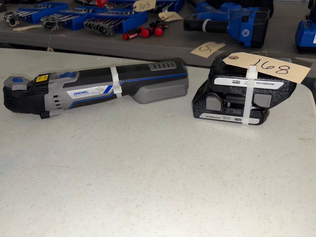 Dremel Oscillating Tool & (2) Chargers