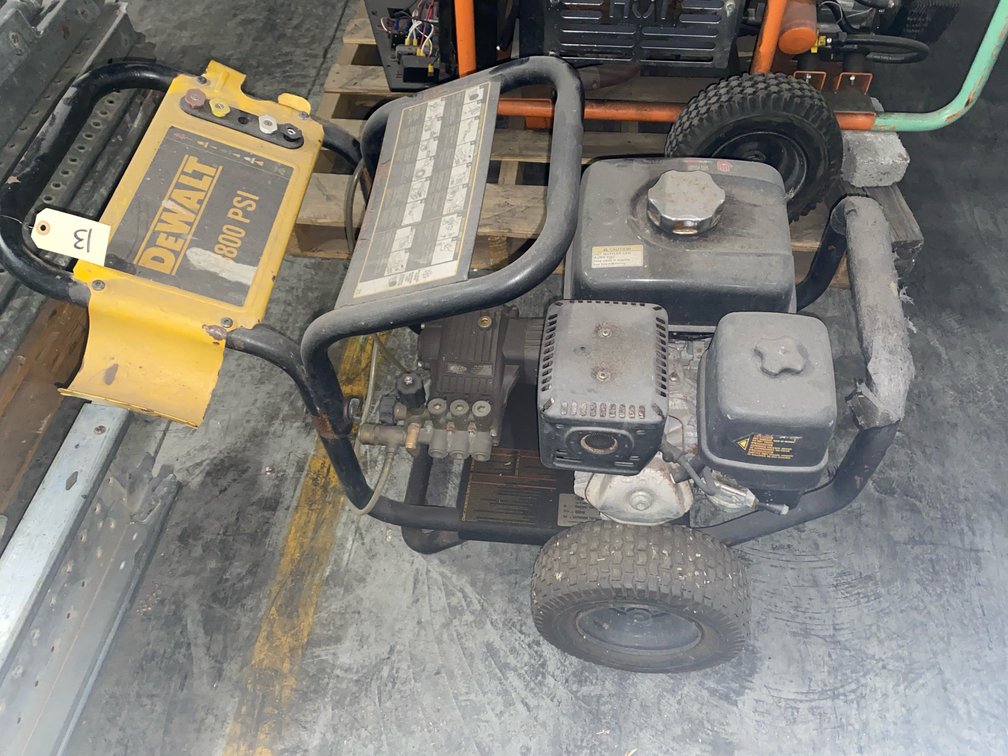 DeWalt 380 PSI Gas Power Washer 