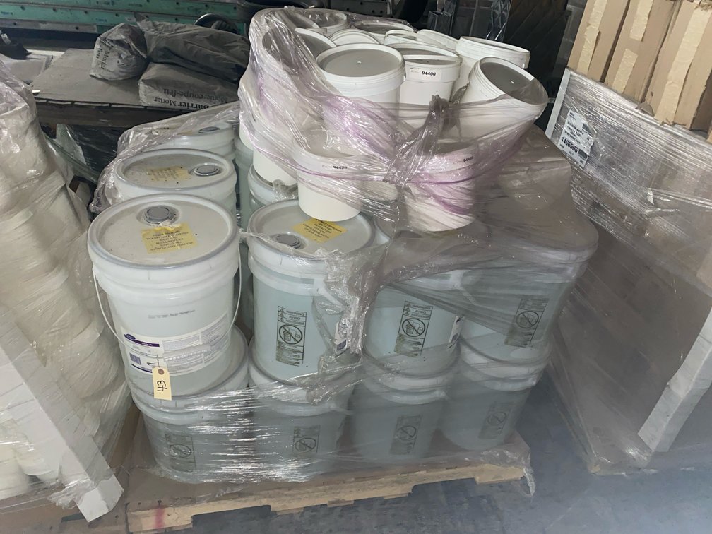 2-Skids Hand Dry Hand Wipes & Expired Liquid Solution