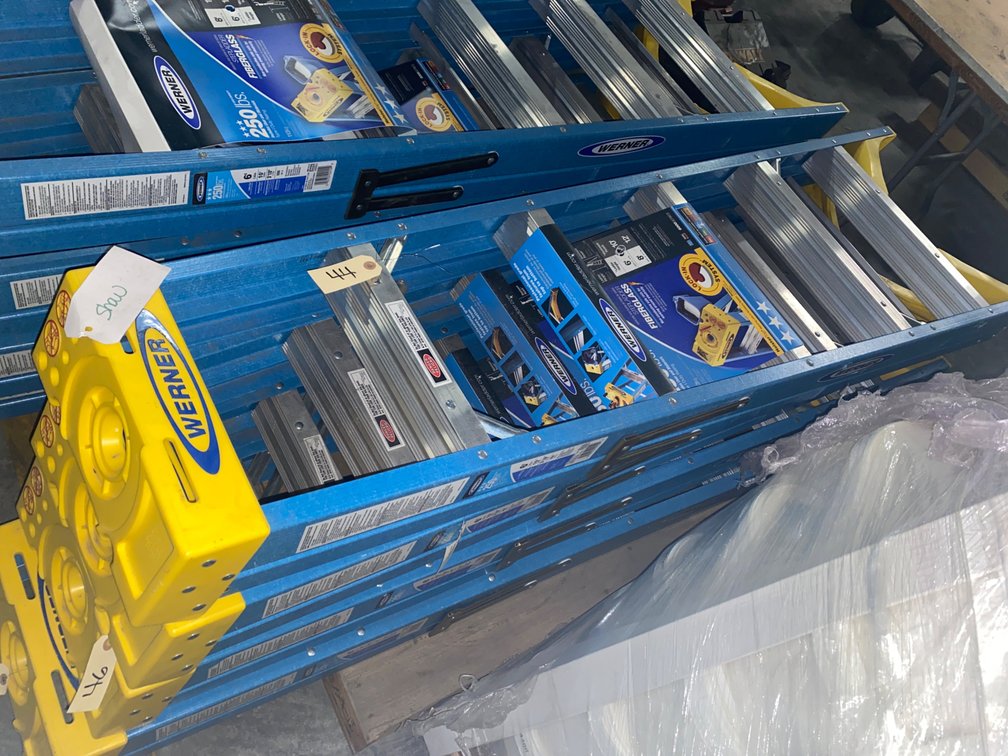 New Werner 6’ A-Frame Fiberglass Ladder