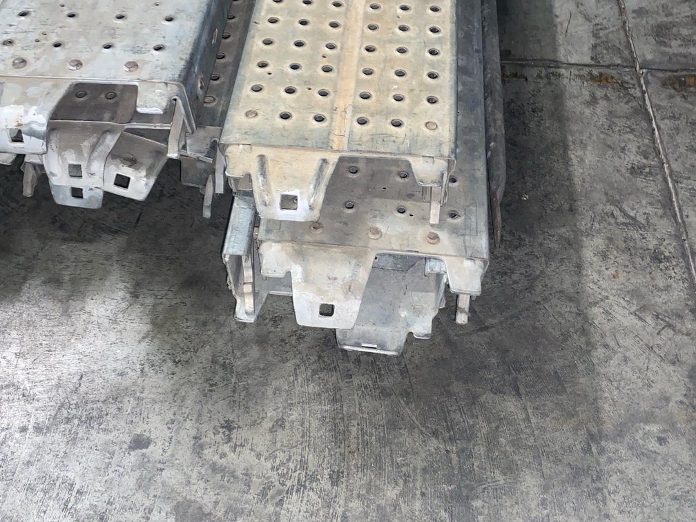 (3) Scaffold Planks