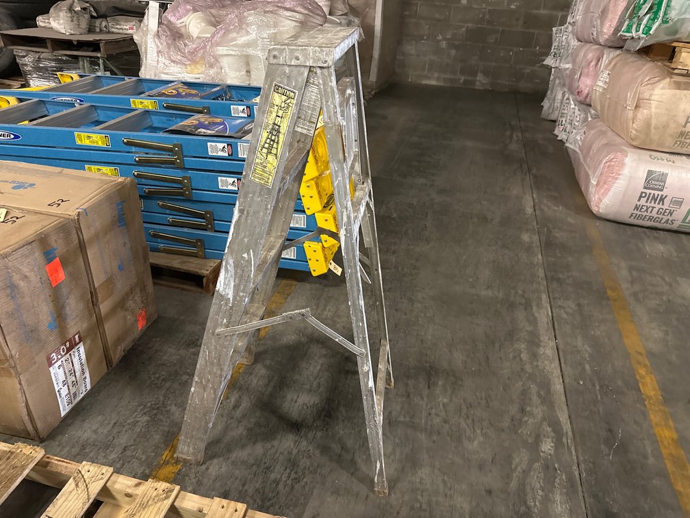 4’ Aluminum A-Frame Ladder