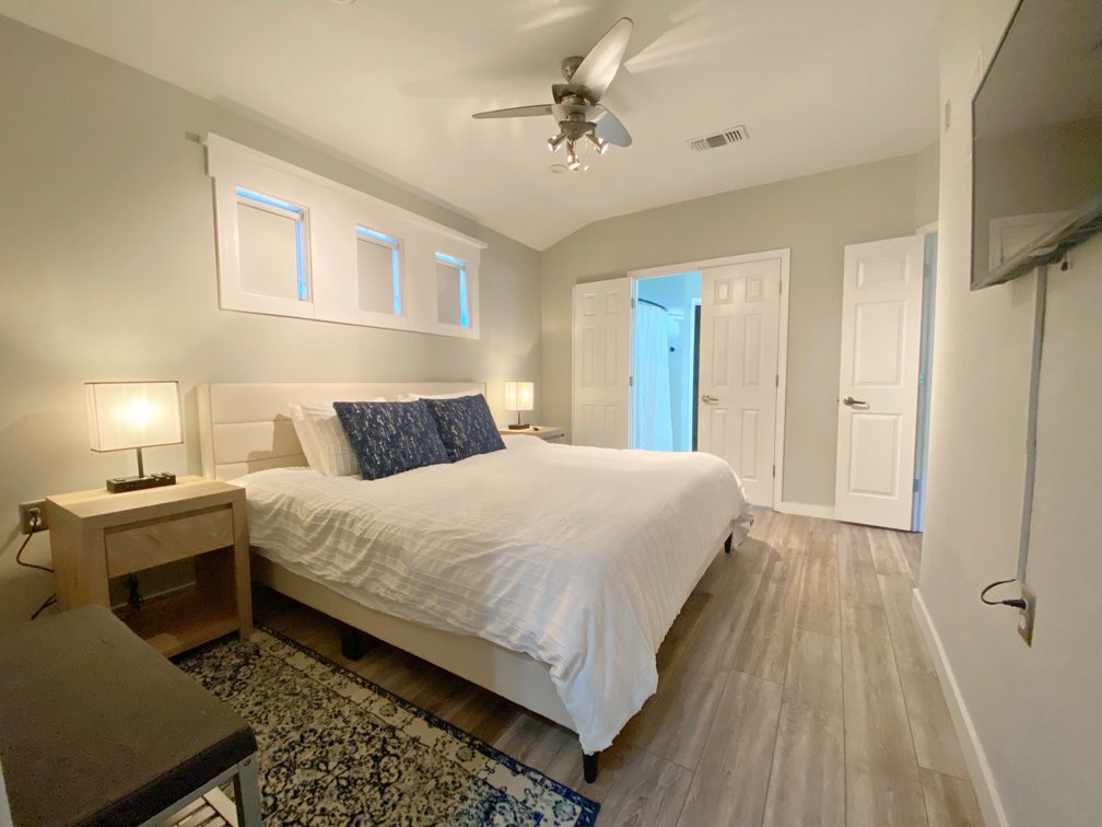 Image for 1043 E. Maxwel Street - East Hill