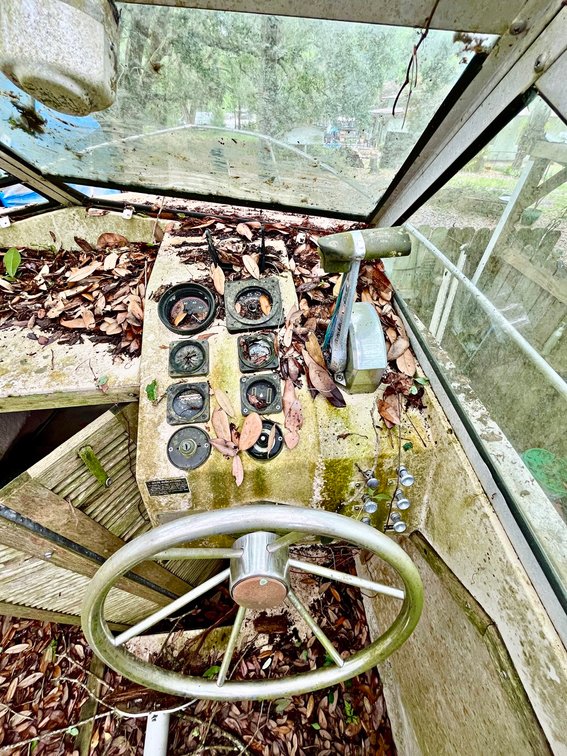 Image for 1982 Cobia Triton 228