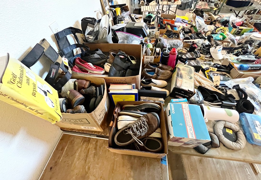 Image for Bulk Reseller Lot – No Sales & Abandoned Auction Items (Tools, Electronics, Golf & Household)