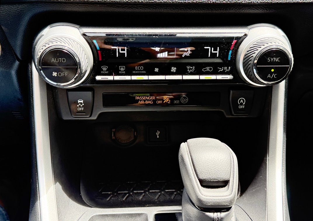 Image for 2021 TOYOTA RAV4