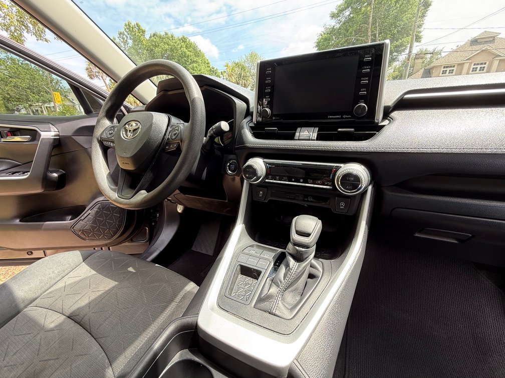 Image for 2021 TOYOTA RAV4