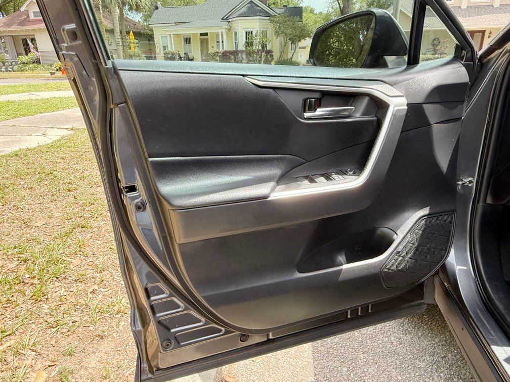 Image for 2021 TOYOTA RAV4
