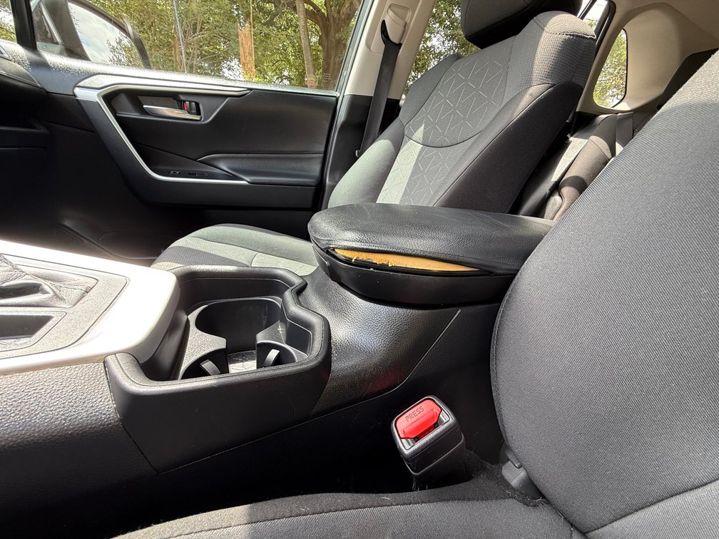 Image for 2021 TOYOTA RAV4