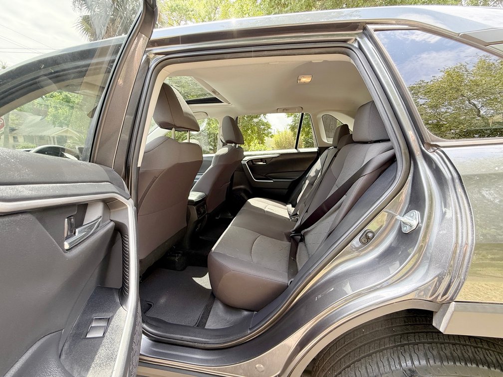Image for 2021 TOYOTA RAV4