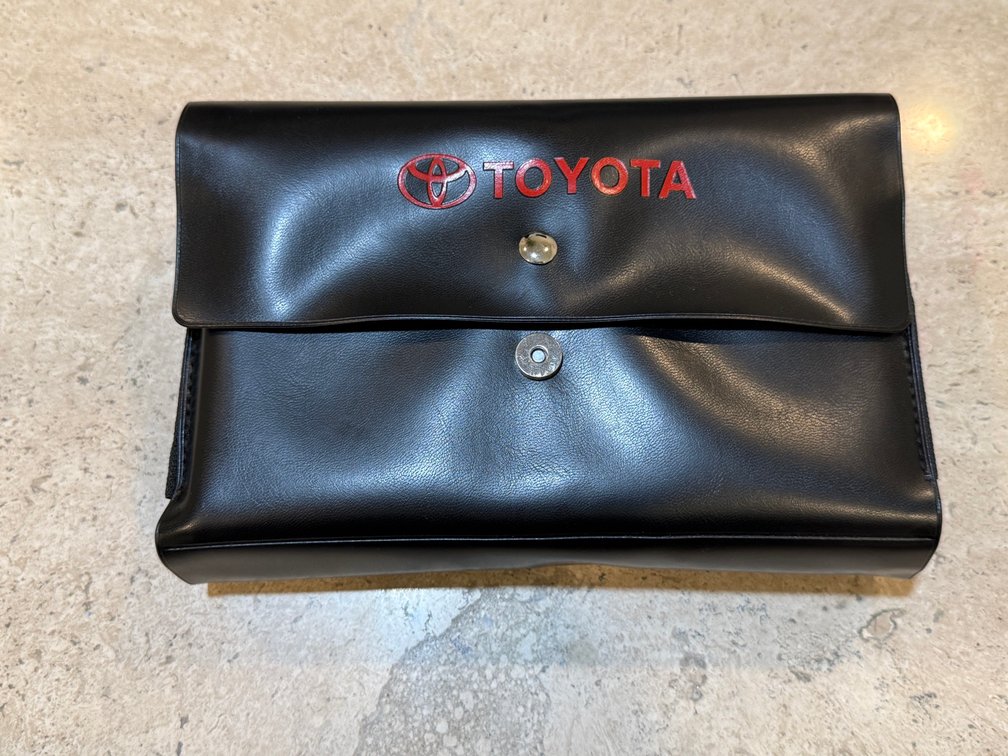 Image for 2021 TOYOTA RAV4