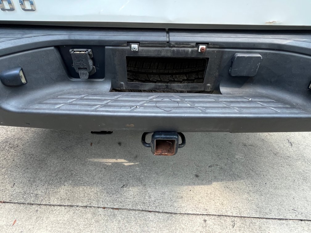 Image for 2010 Chevrolet Silverado 1500 Pickup - Long Bed – LEER Topper & BedSlide