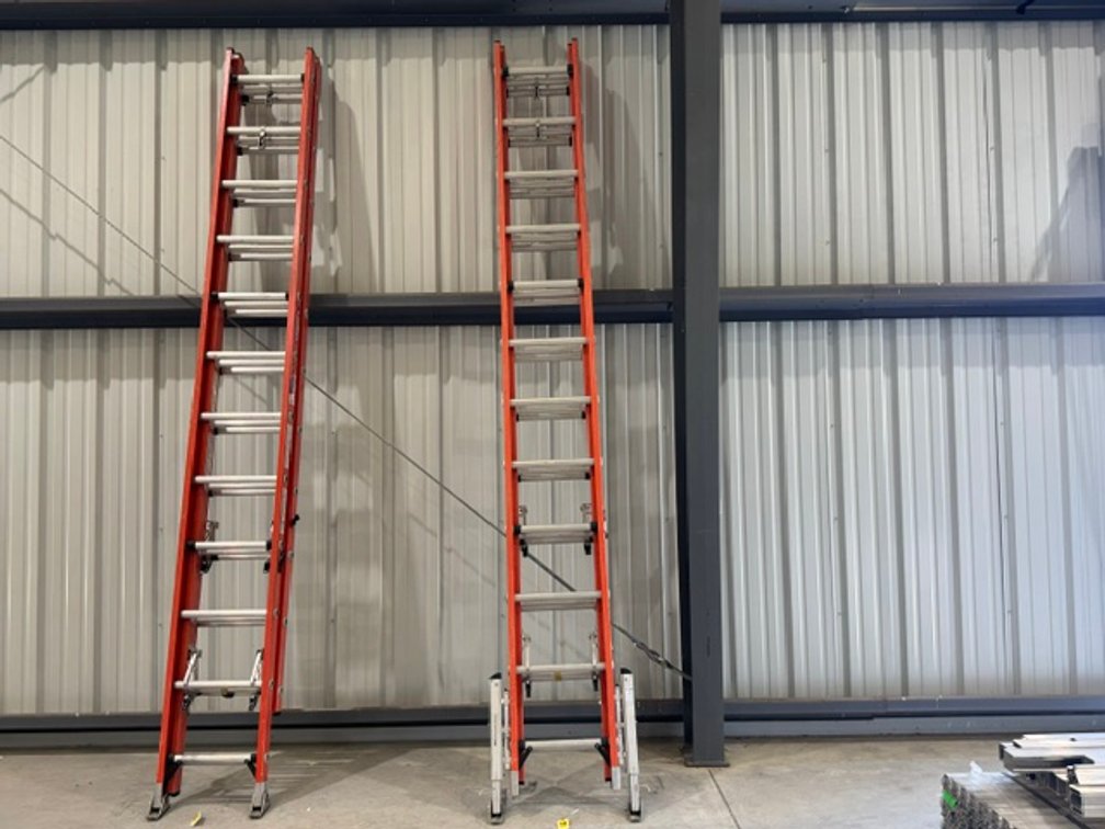 Werner 35' Extra Heavy Duty Extension Ladder, Level Lok