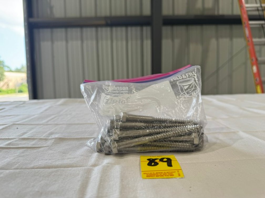 5/16" x 4" Stainless Steel Hex Head Lag Bolts, 25 Count