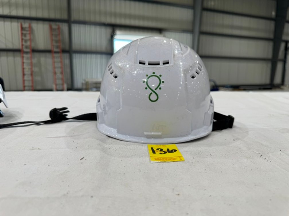 Milwaukee Bolt Safety Helmet With Top Liner