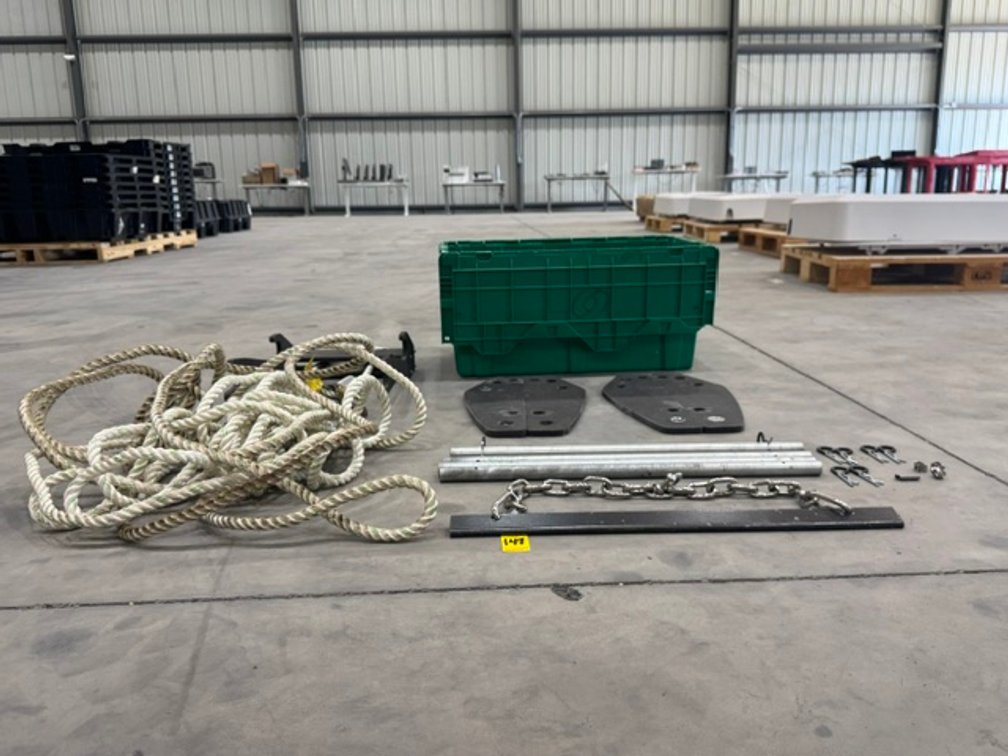 Module Lift In Green Flip Top Tote