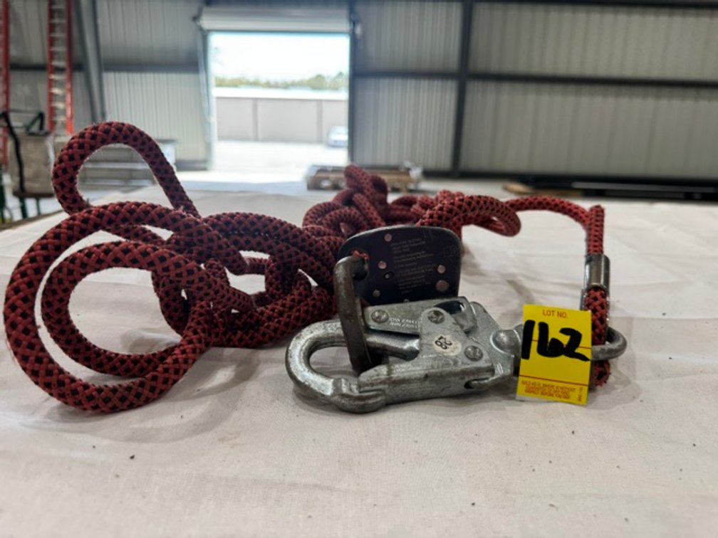 Safewaze 7/16", 30' Kernmatle VLL Rope, Fall Arrester